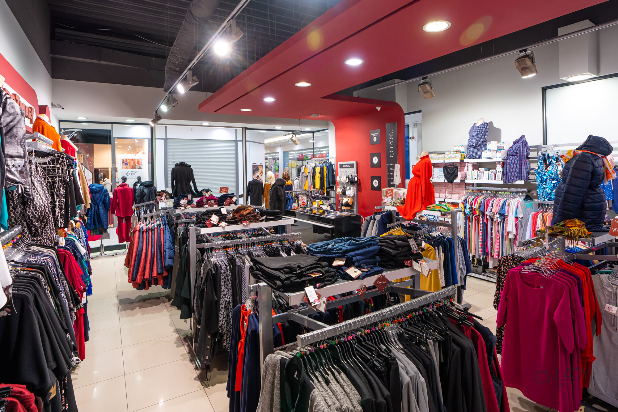 Буцік магазін жаночага адзення вялікіх памераў адзенне для цяжарных Польшча